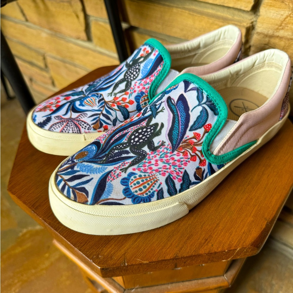Inkkas Groove Slip On Low Sneakers - size 8